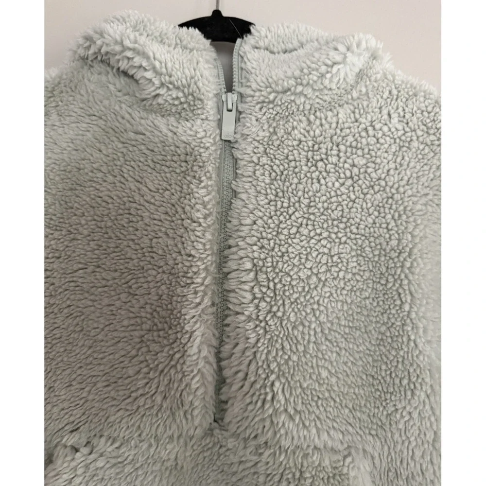 Alo Yoga Streetside Half Zip Sherpa Hoodie Pullover Light Green Women's‎ Medium